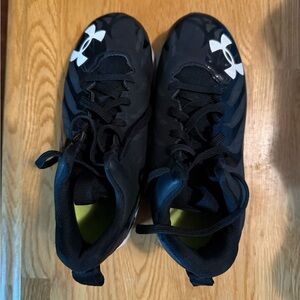 Under Armour Black and Green Apparel